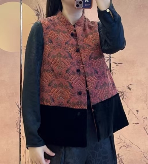 图片 25BCZX24713 真丝香云纱拼丝绒棉马甲